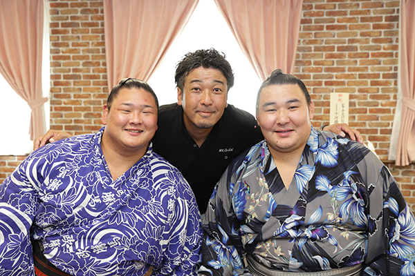 欧勝馬と欧勝海　鳴門部屋