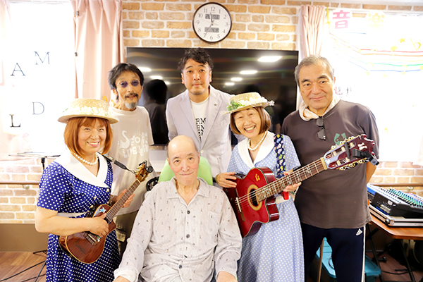 住宅型有料老人ホーム　ドリームフィールド名東　音楽会