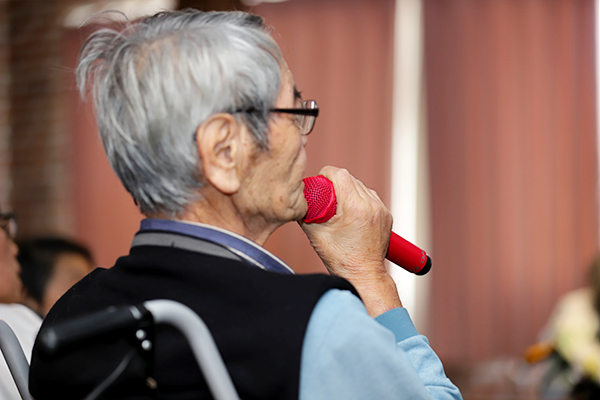 住宅型有料老人ホームドリームフィールド カラオケ大会